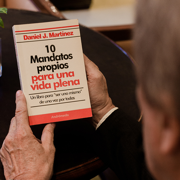 danielmartinez-libros-10mandatospropiosparaunavidaplena